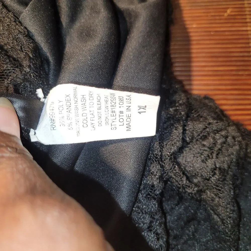Black lace skirt 1X Ashley Blue